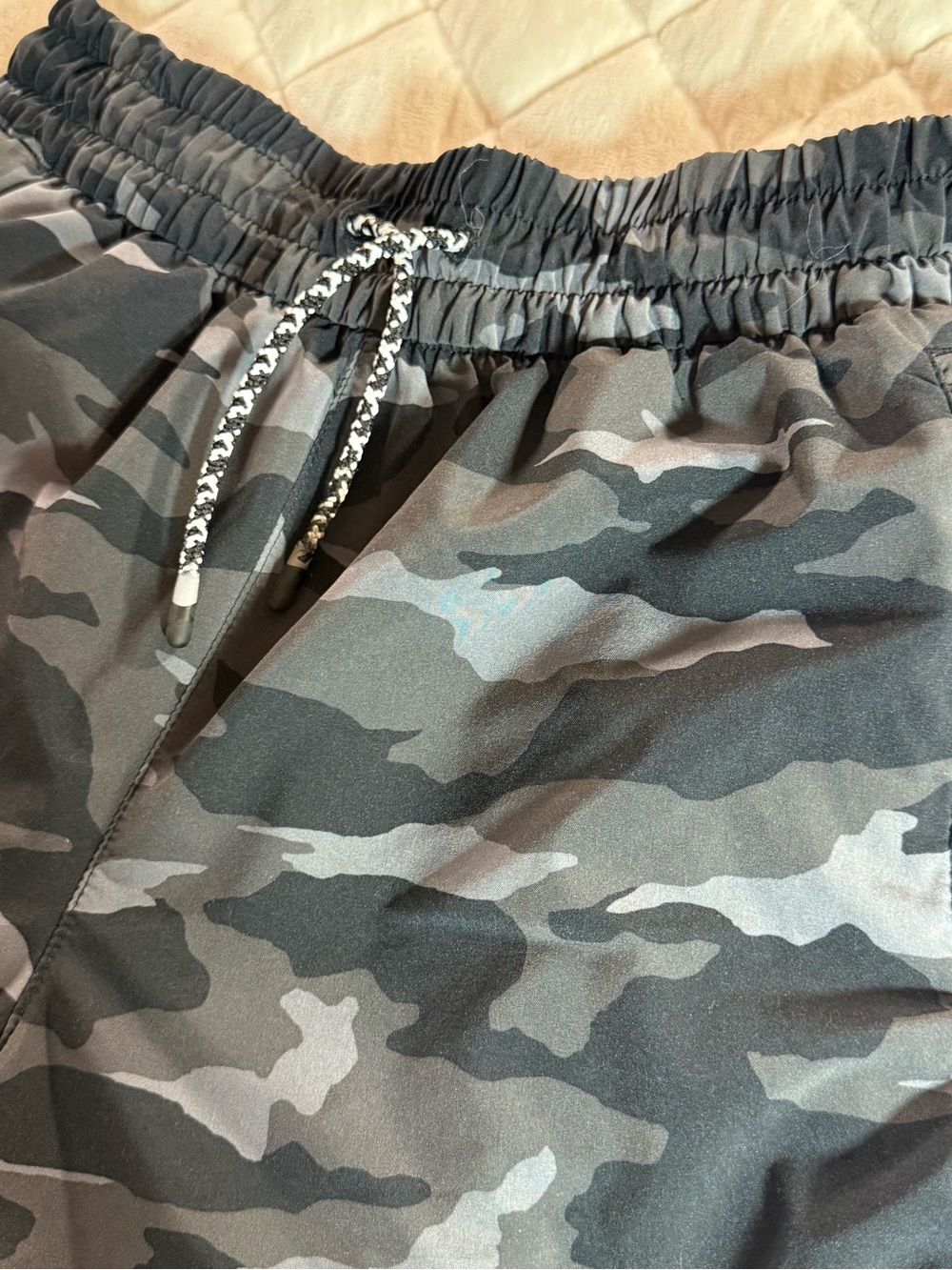 Athleta Girl Camo Athletic Shorts Gray Black Size L 12